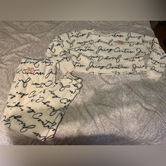 Juicy Couture LA Pajama Set JC1813A White JC Script Sleepwear Size XL - Picture 1 of 11